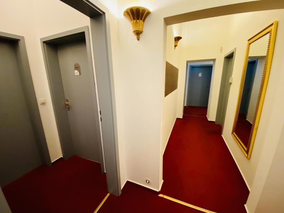 Doppelzimmer Rondell, Direkt Am Alten Strom Rostock Exterior foto